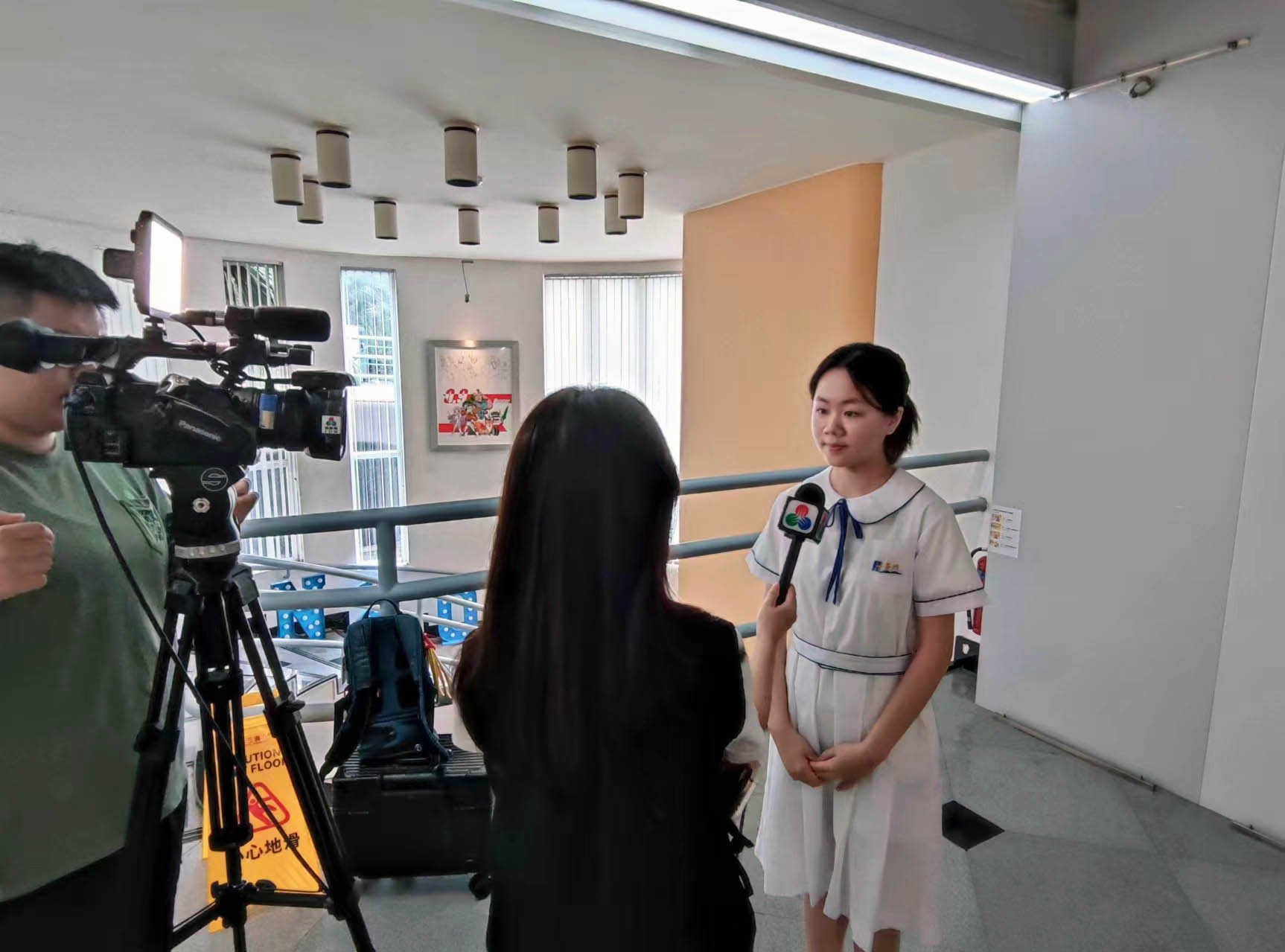得奬同學接受澳廣視訪問